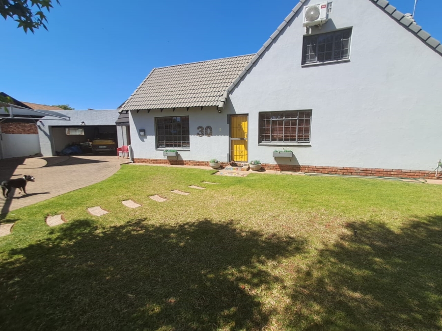 3 Bedroom Property for Sale in Roylglen Northern Cape